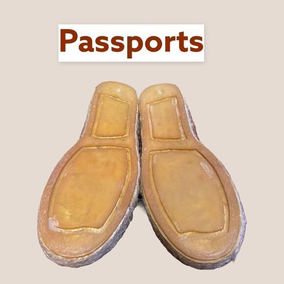 Passports "Gil" Kilted Espadrille Loafers 6 - Picture 6 of 6